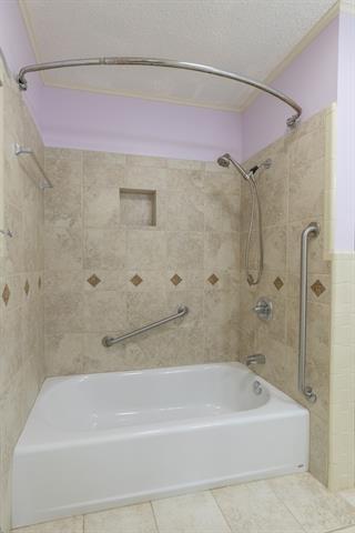 Building Photo - 4073 Concord Dr