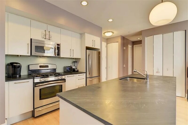 Building Photo - 4 Beacon Way