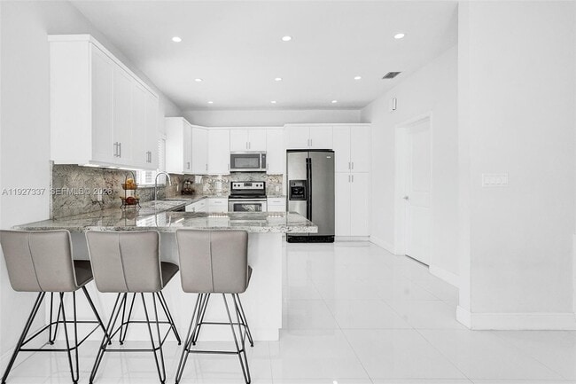 Building Photo - 1102 Meadow Lark Ave