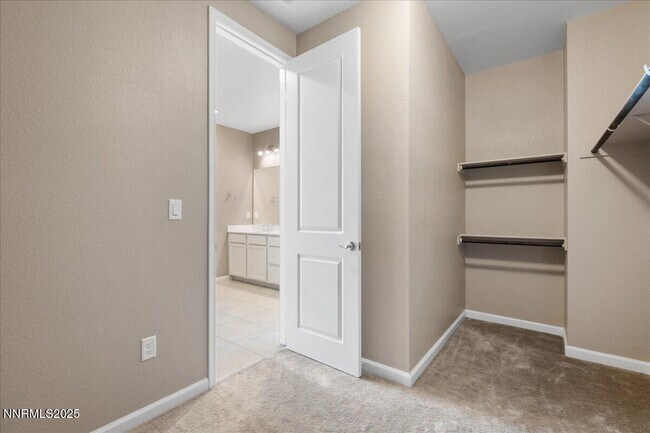 Building Photo - 2228 Butte Creek Dr