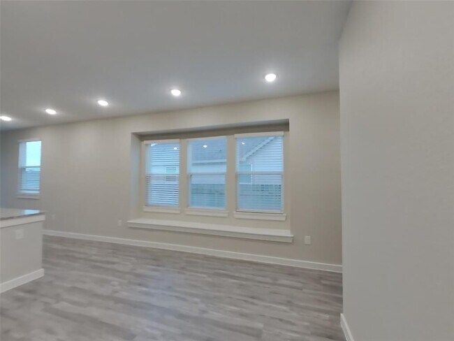 Building Photo - 1741 Mexican Heather Dr