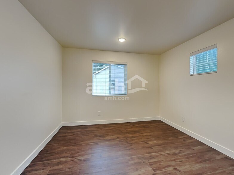 Building Photo - 7918 Verona Loop