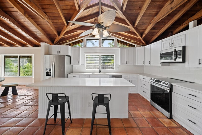 Building Photo - 816 Chukker Rd