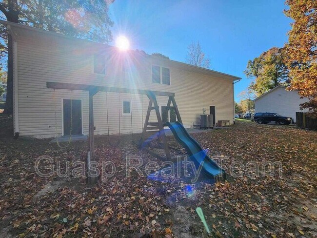 Building Photo - 12326 Willow Woods Dr