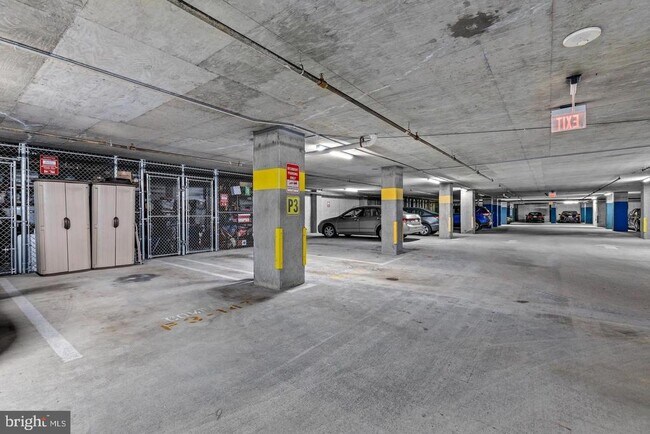 Building Photo - 1025 1st St SE