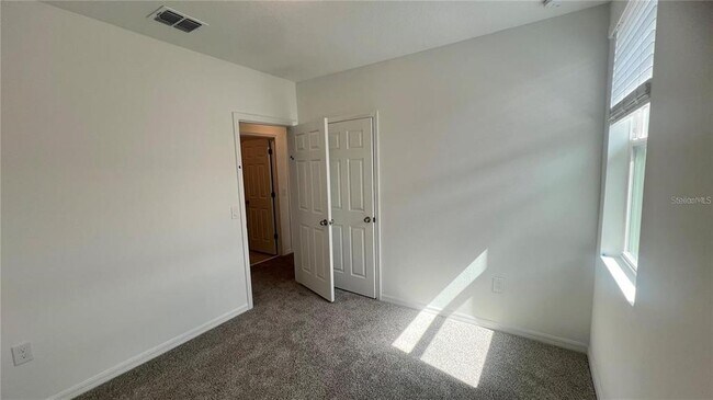 Building Photo - 3185 Viceroy Ct
