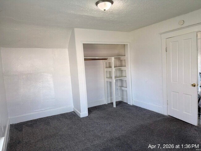 Building Photo - 131 W Lordeman St