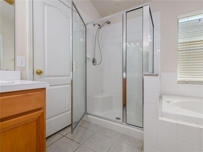 Building Photo - 11556 Misty Isle Ln