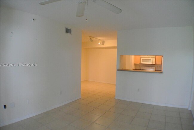 Building Photo - 2201 W Preserve Way