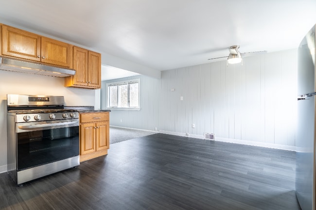 Building Photo - 4905 Biddulph Ave