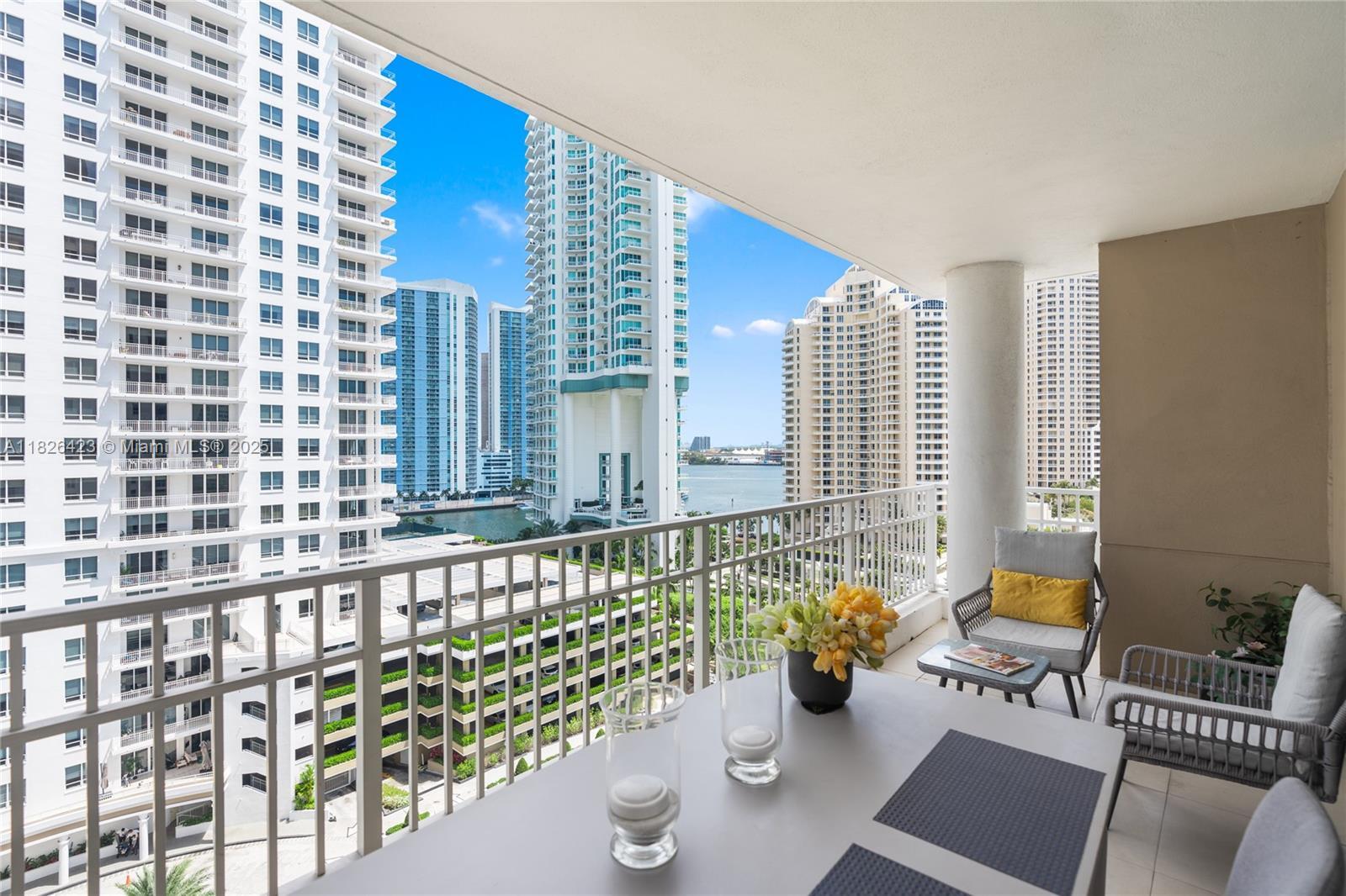 Building Photo - 701 Brickell Key Blvd
