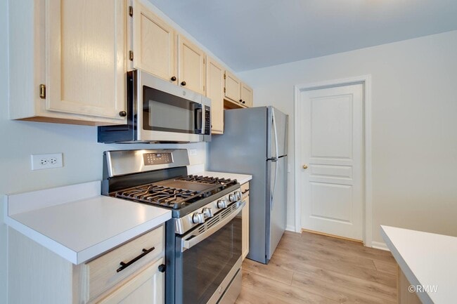 Building Photo - 1223 Summersweet Ln