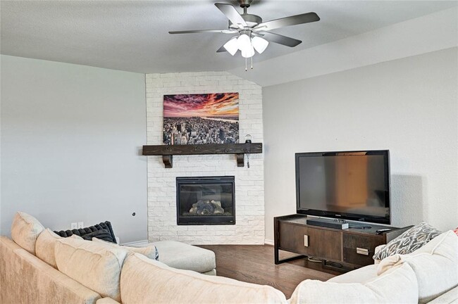 Building Photo - 23847 Northwood Terrace Ln