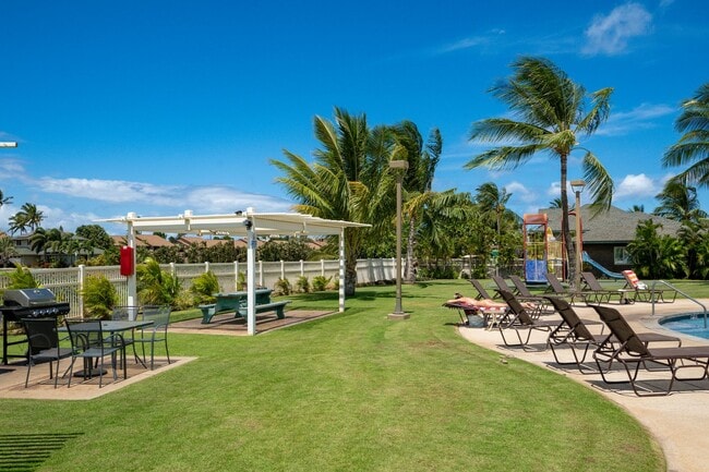 Building Photo - Villas at Kenolio Furnished Two Bedroom Tw...