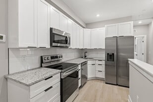 Building Photo - 856 N 19th St