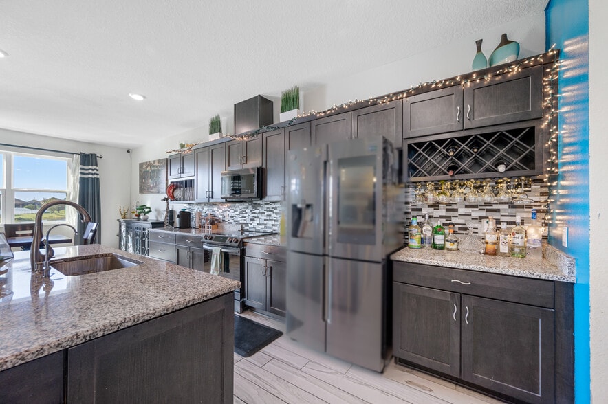 Building Photo - 12171 Moss Lake Loop