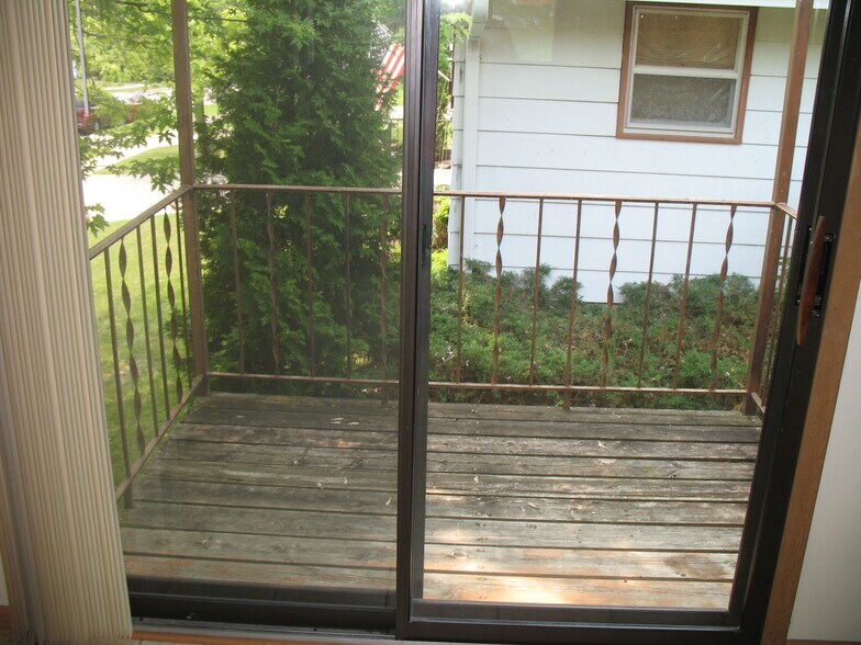 Building Photo - 1207 Mint Dr