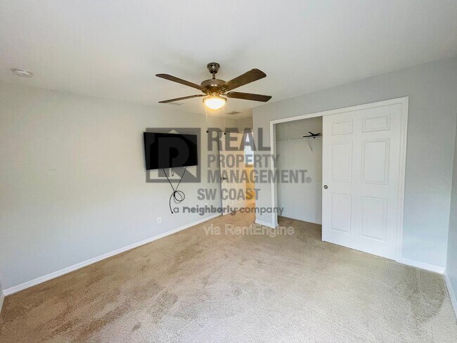 Building Photo - 9135 Astonia Way