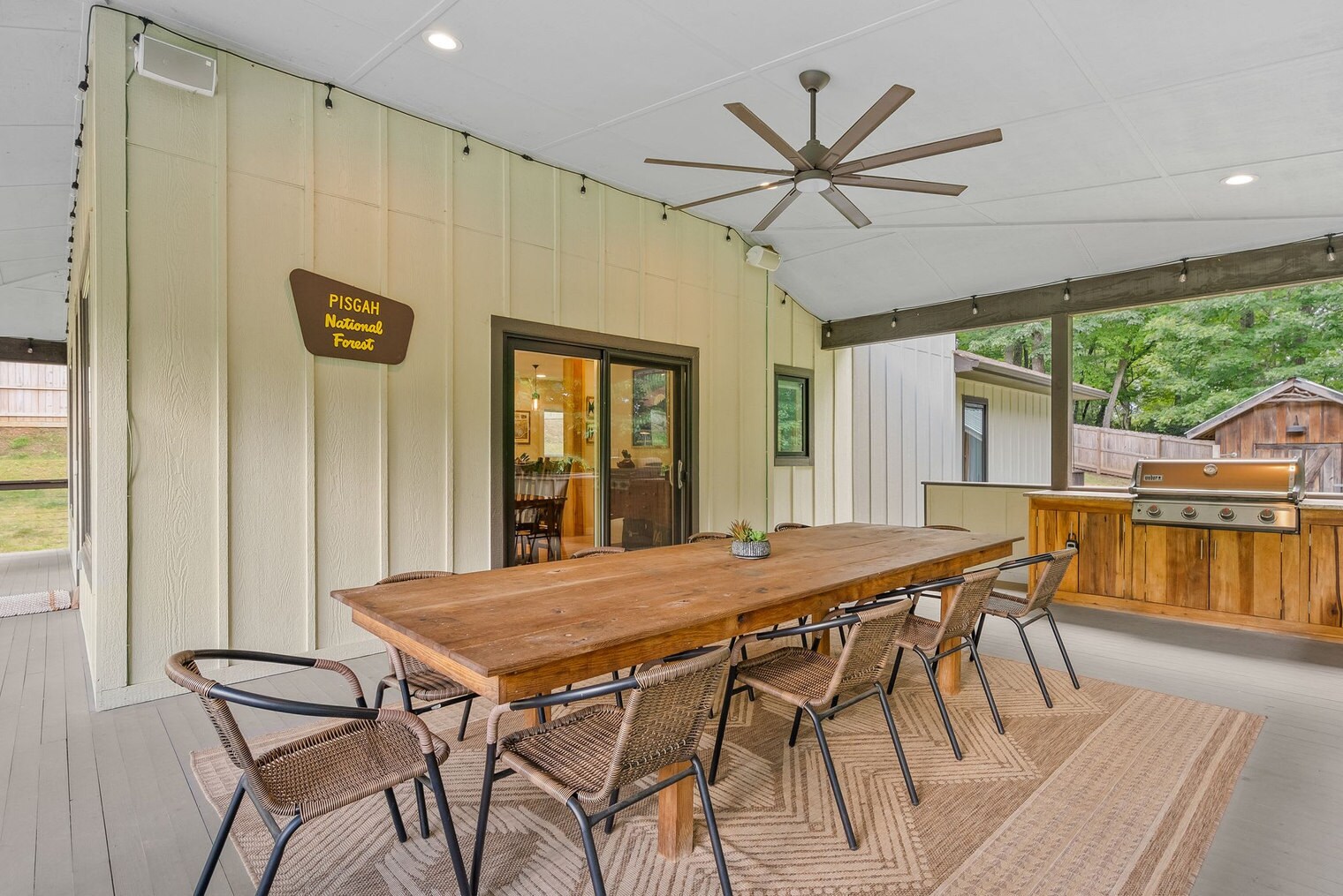 Building Photo - 114 Greenwood Acres Dr