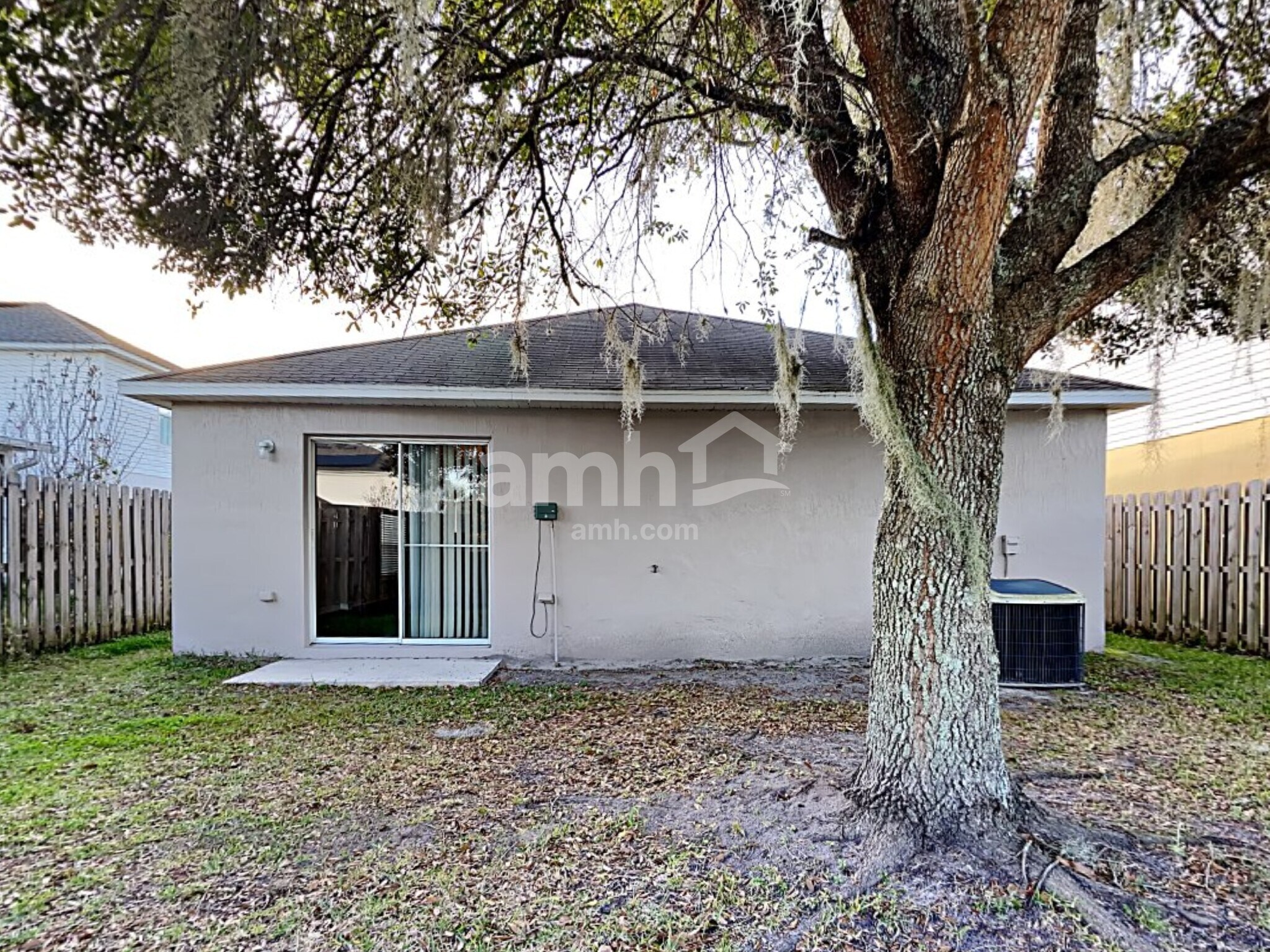 Building Photo - 6679 Gentle Oaks Dr W