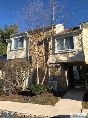 Building Photo - 1090 Schmidt Ln