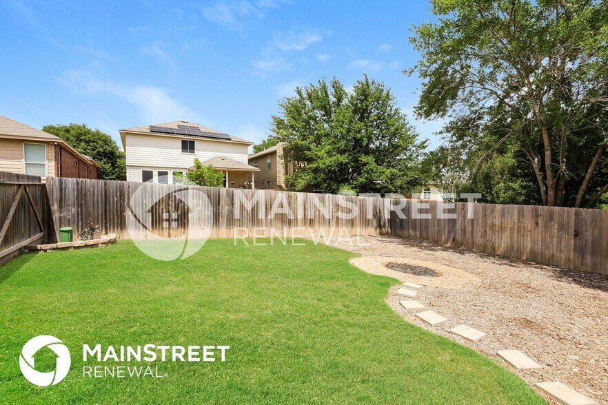 Building Photo - 12151 Karnes Way