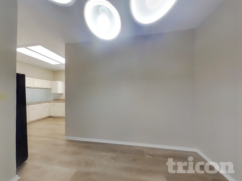 Building Photo - 8028 Copper Trail Dr