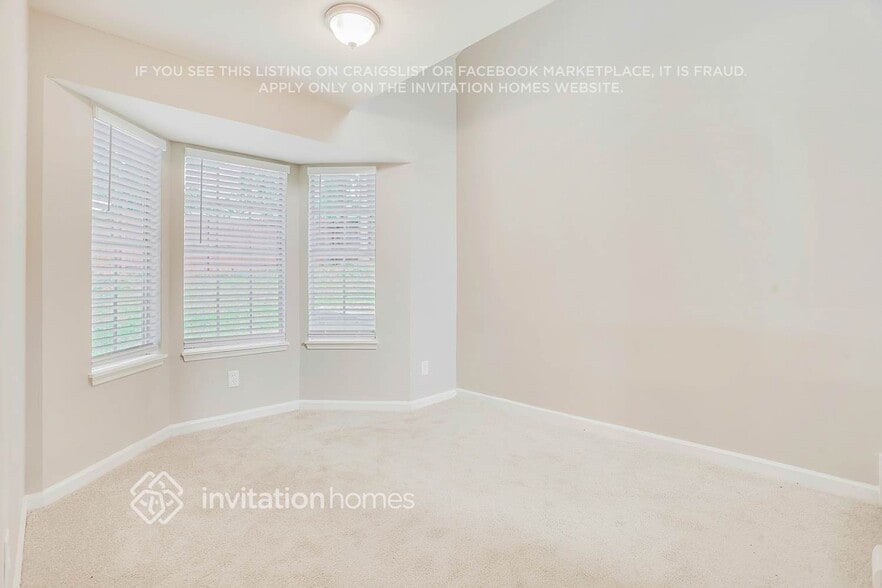 Building Photo - 3234 River Mist Cove