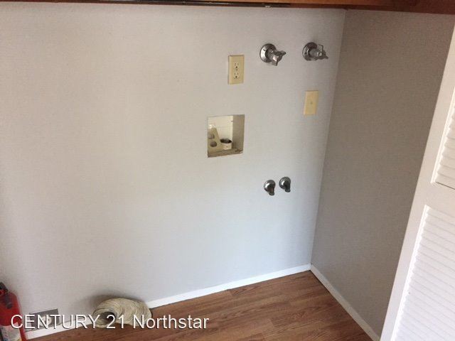 Building Photo - 3 br, 1.5 bath House - 6375 SW 130th Avenue