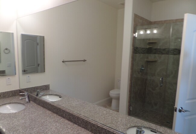Master Bath - 3761 W 244th St