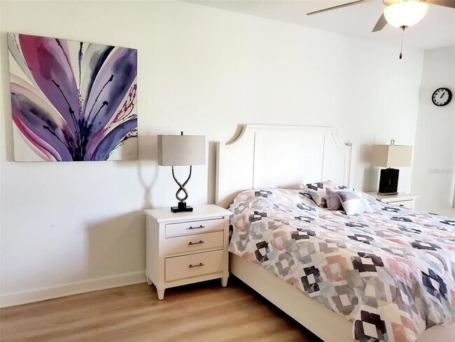 Building Photo - 6618 7th Ave Cir W