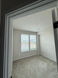 Building Photo - 9304 Tanfield Dr