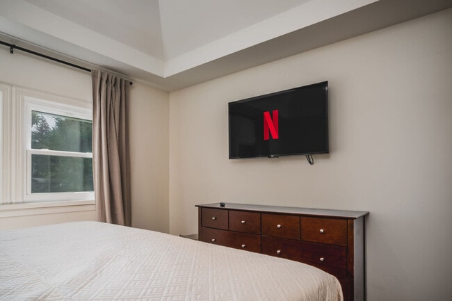 Building Photo - 40608 102nd Pl