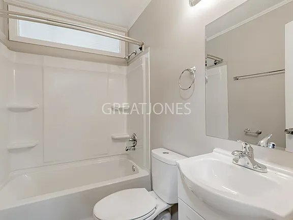 Building Photo - 4527 Robney Dr