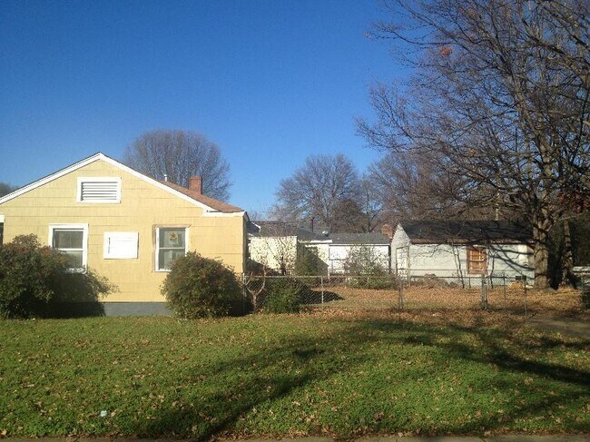 Primary Photo - 1592 Railton Rd