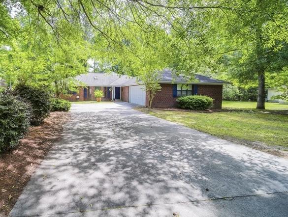 Building Photo - 3 Bayberry Cir