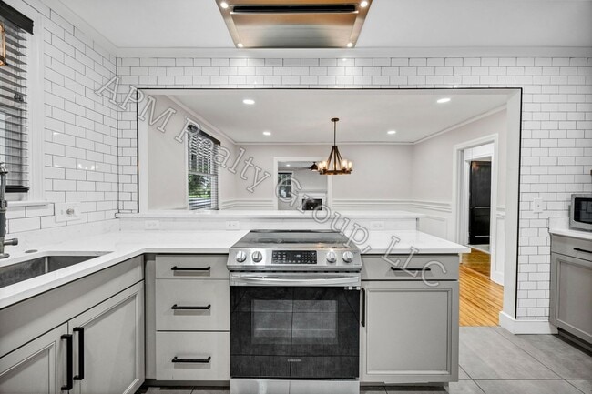 Building Photo - Downtown Columbia