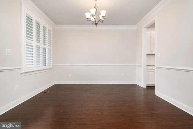 Building Photo - 8631 St Anthony Dr