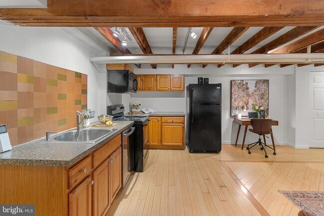 Building Photo - 3551 13th St NW