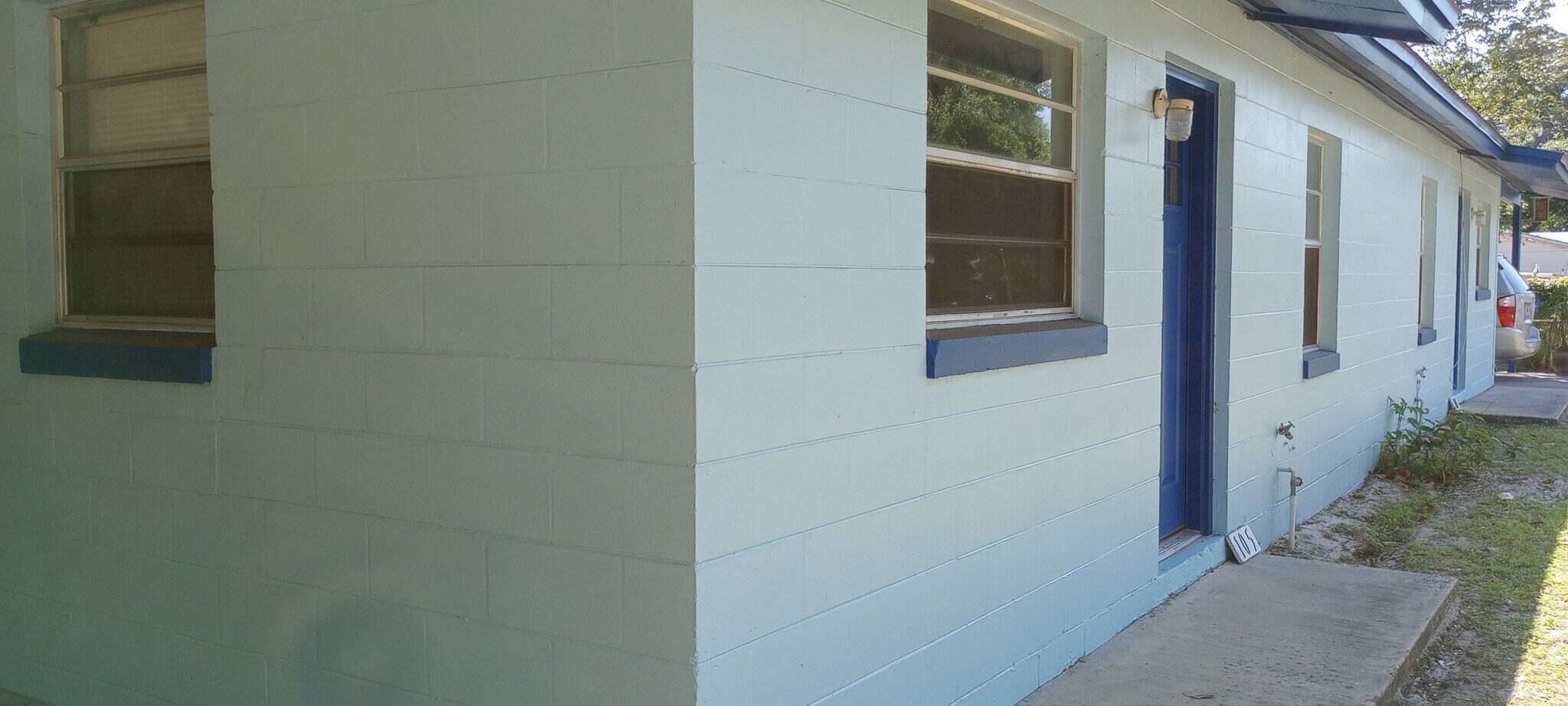 Duplex - 105 Magnolia Dr