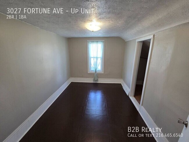 Building Photo - 3027 Fortune Ave