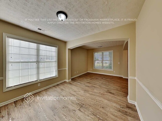 Building Photo - 1881 Carisbrook Pl SW