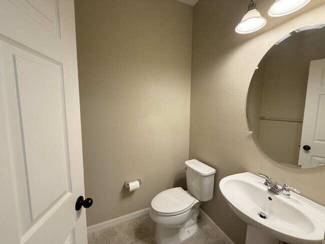 Building Photo - Spacious 4-Bedroom Retreat with additional office/den in the Heart of Trinity!