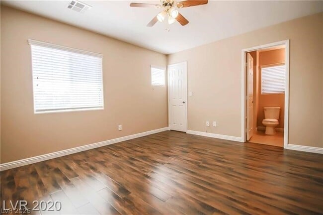 Building Photo - 9242 Grassy Weep Ct