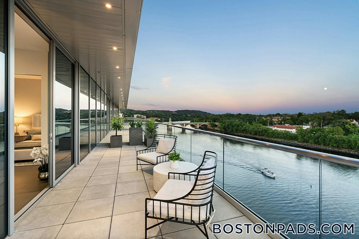 Building Photo - 160 Merrimack St