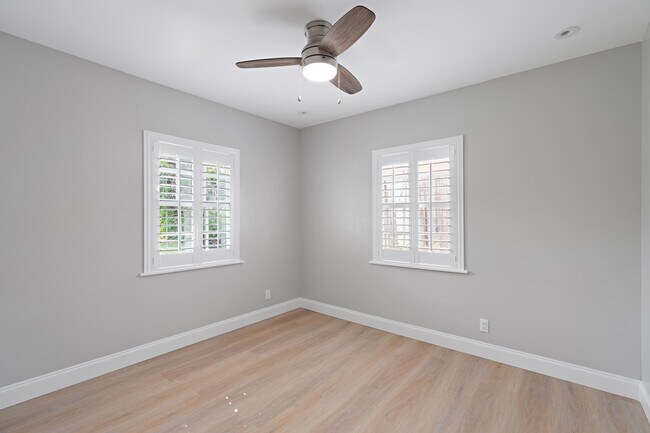 Building Photo - 3600 Westview Ave