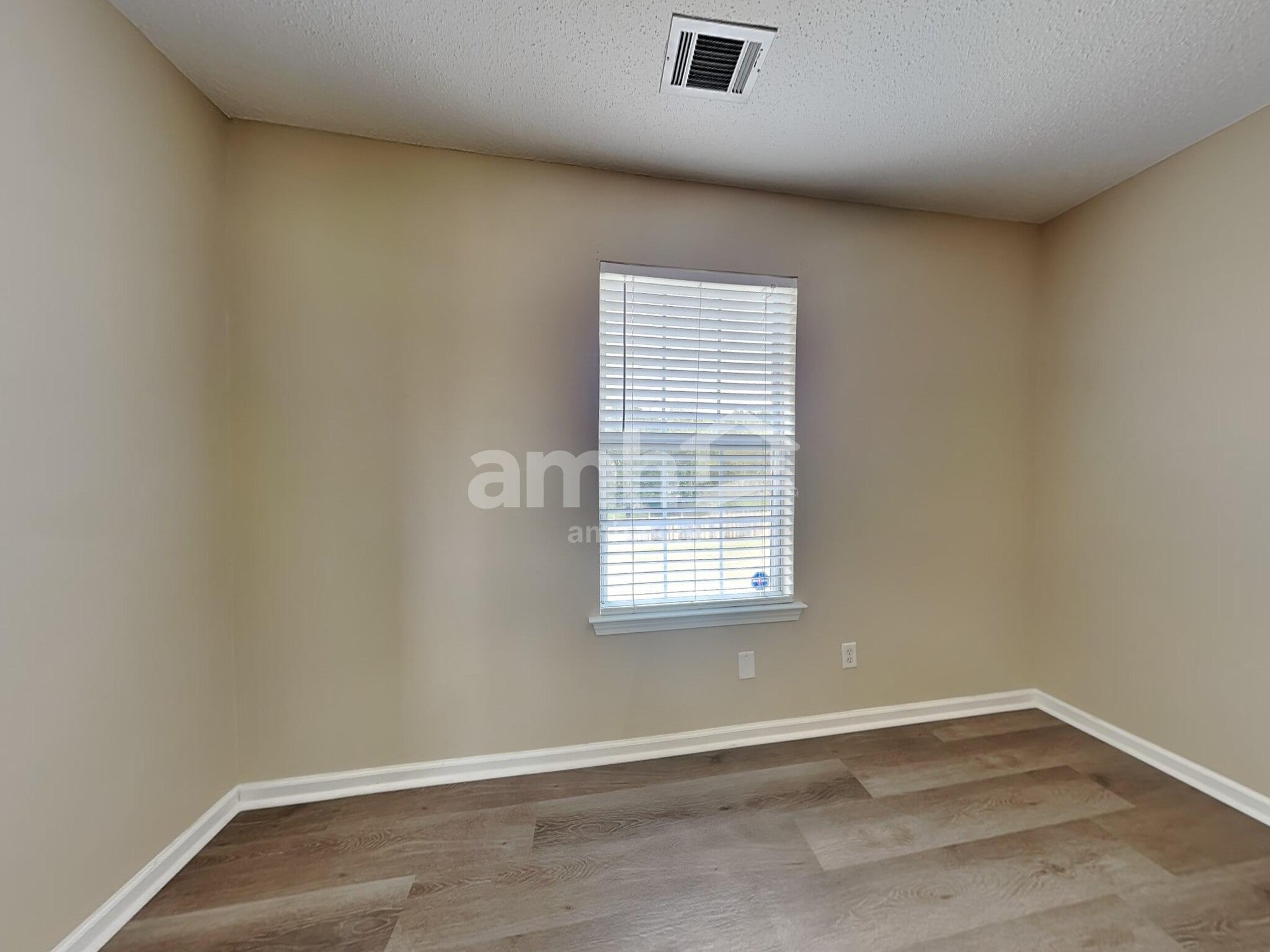 Building Photo - 113 Willow Lakes Ct