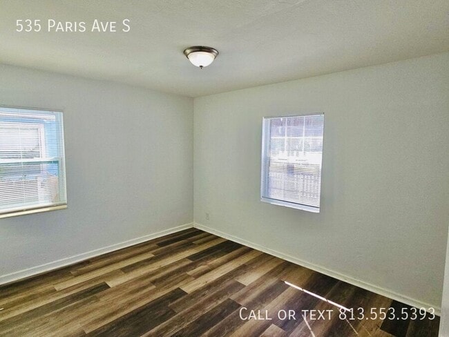 Building Photo - 535 Paris Ave S