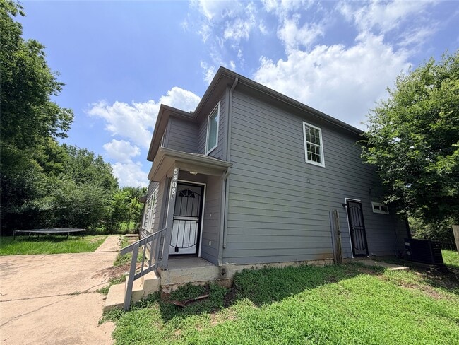 Building Photo - 5408 Groveton St