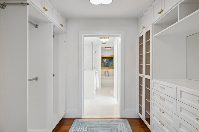 Building Photo - 312 Ruby Ave